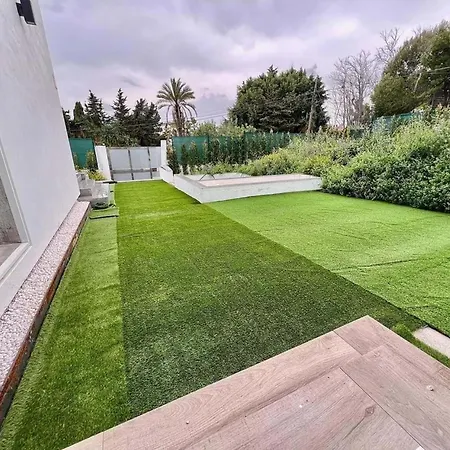 Spacious Villa With Patio And Swimming Pool 8P Liscia di Vacca